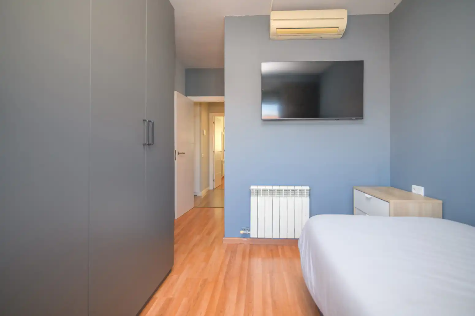 Habitación de Ático en venta en Sant Boi de Llobregat con Aire acondicionado, Calefacción y Parquet