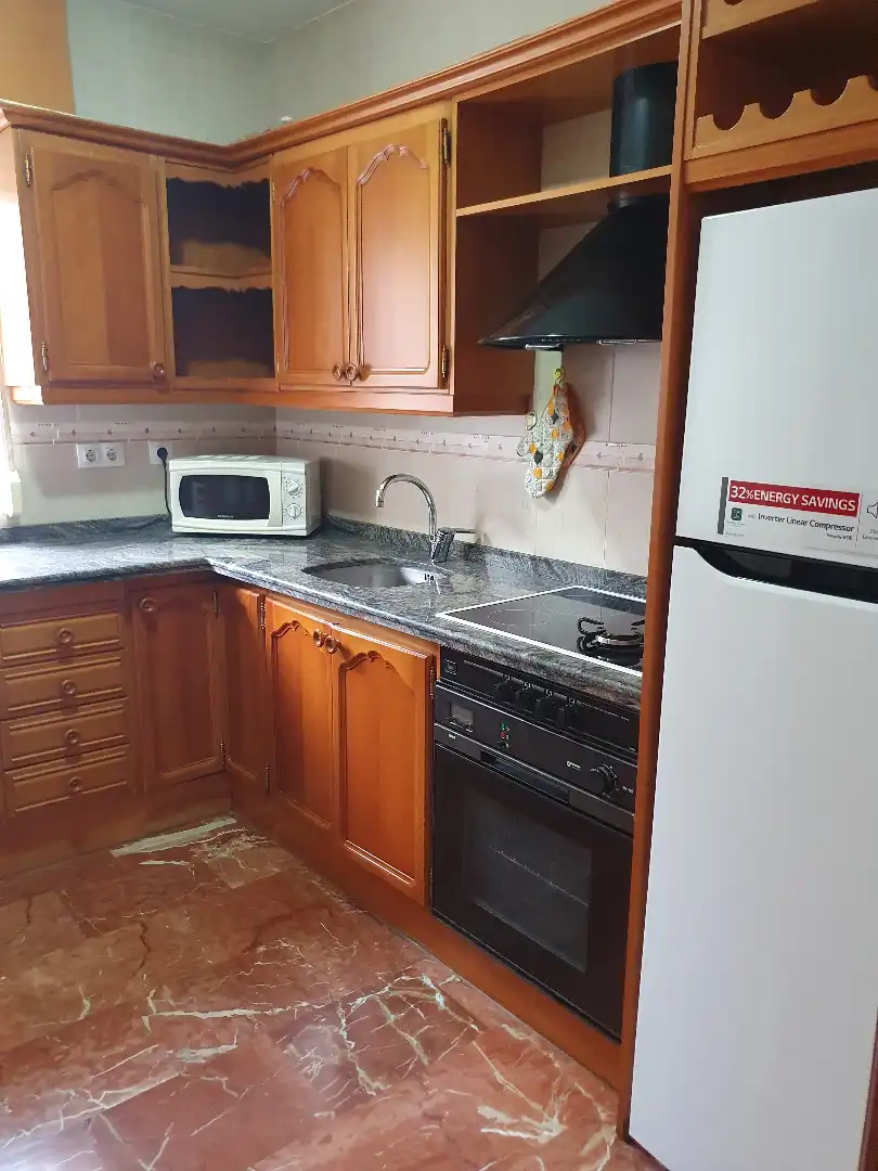 Cocina de Ático de alquiler en Granada con Aire acondicionado, Terraza y Amueblado