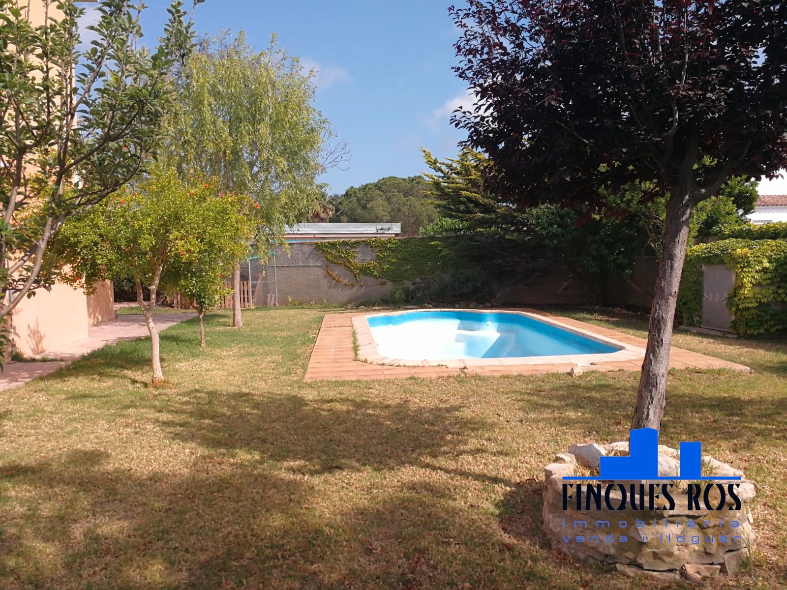 Swimming pool of House or chalet for sale in Vinaròs  with Heating, Terrace and Oven
