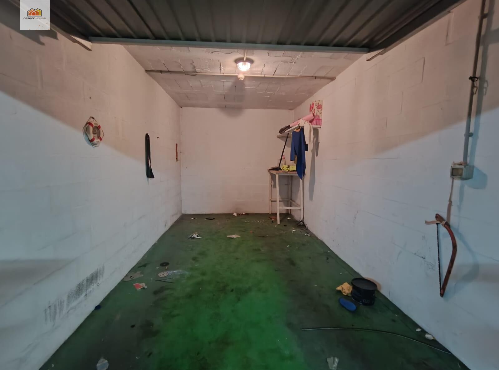 Garage zum Verkauf in Chiclana de la Frontera