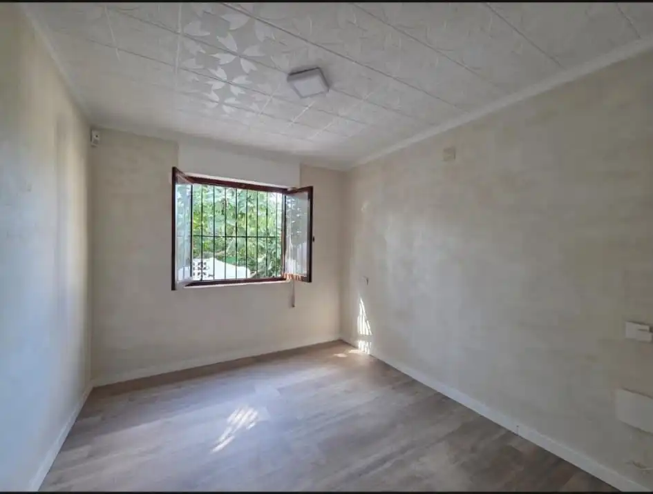 Bedroom of Apartments for sale in Zona Carrefour - Urbanizaciones