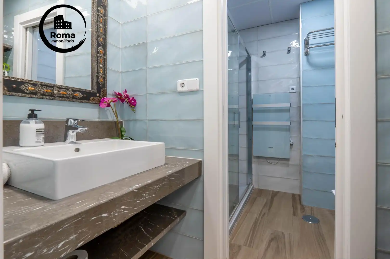 Bathroom of Houses for sale in Granada  with Air Conditioner, Heating and Furnished