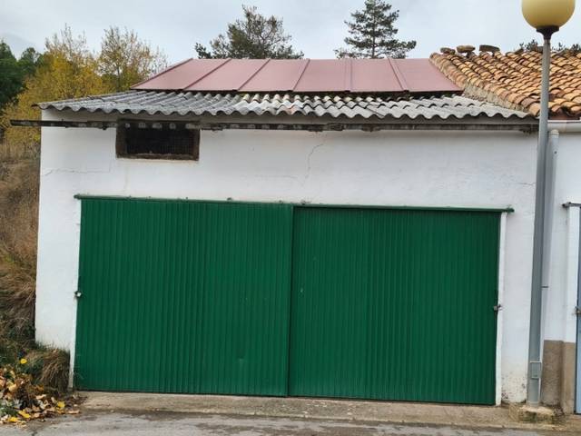 Garaje en Venta en Calle Carretera, 18 en Escucha