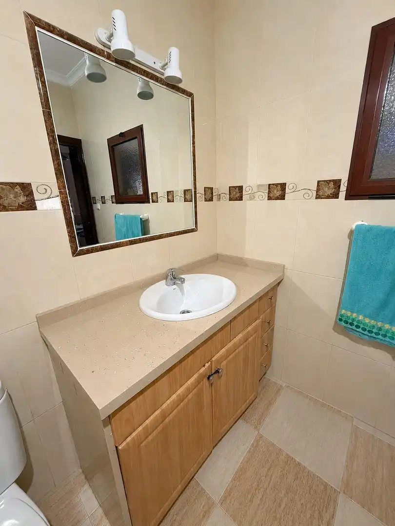 Badezimmer von Erdgeschoss zum Verkauf in Palos de la Frontera