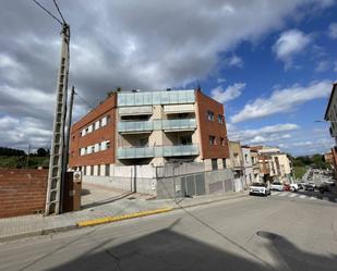 Vista exterior de Pis en venda en Terrassa amb Calefacció, Terrassa i Moblat