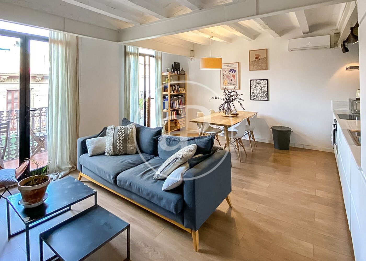 Living room of Flat for sale in  Barcelona Capital  with Air Conditioner, Heating and Furnished