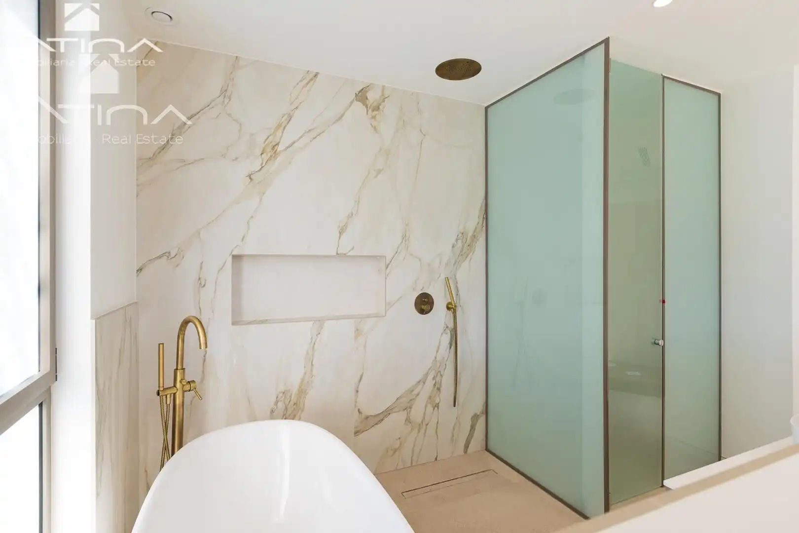 Bathroom of Houses for sale in Jávea / Xàbia  with Air Conditioner, Heating and Private garden