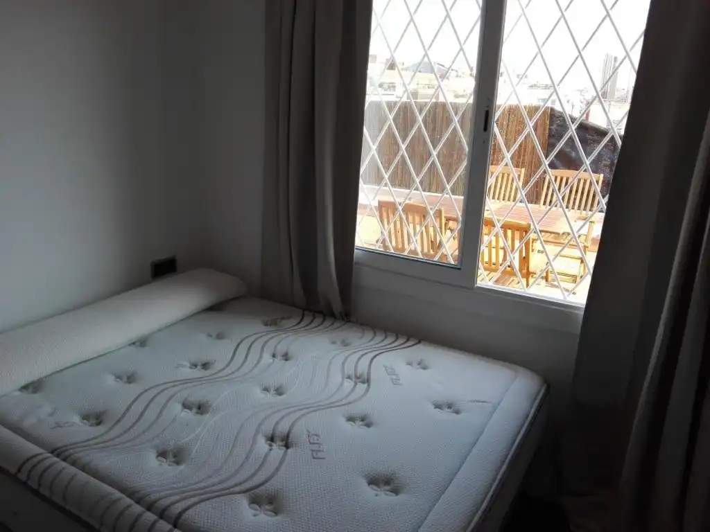 Bedroom of Attic for sale in Barcelona  with Air Conditioner and Terrace