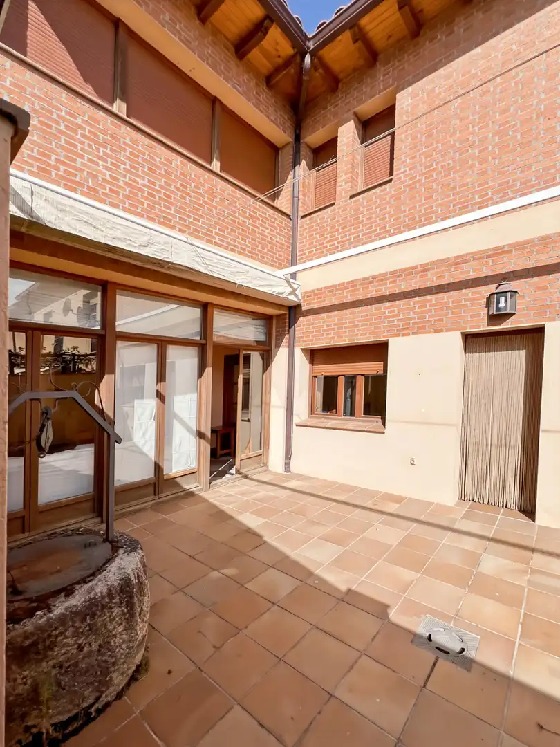 Exterior view of Country homes for sale in Buitrago del Lozoya  with Air Conditioner and Alarm