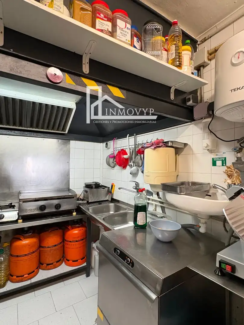 Küche von Geschaftsraum zum Verkauf in Calvià mit Terrasse und Möbliert