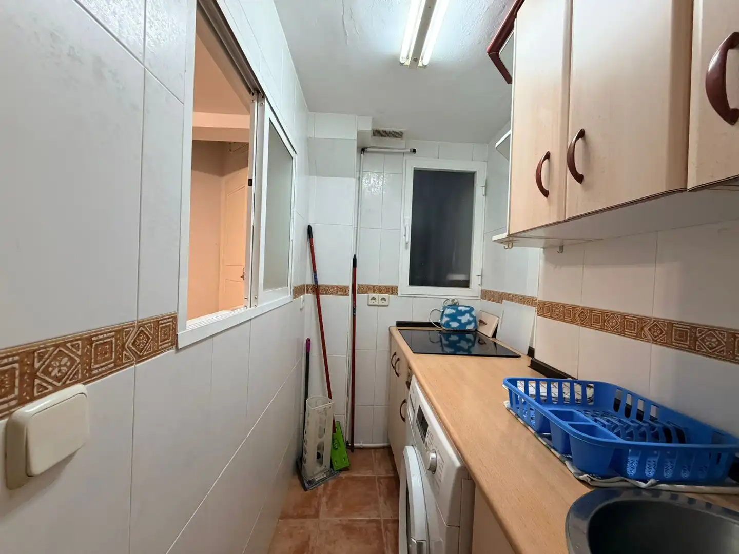 Cuina de Dúplex en venda en Madrid amb Calefacció i Moblat