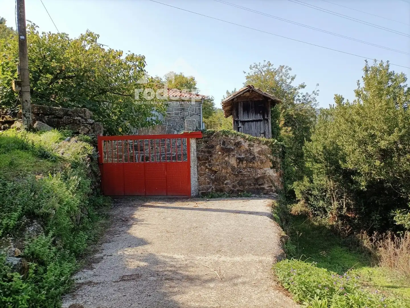 Exterior view of Houses for sale in Padrenda  with Storage room and Furnished