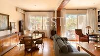 Living room of Flat for sale in  Barcelona Capital  with Air Conditioner, Terrace and Balcony