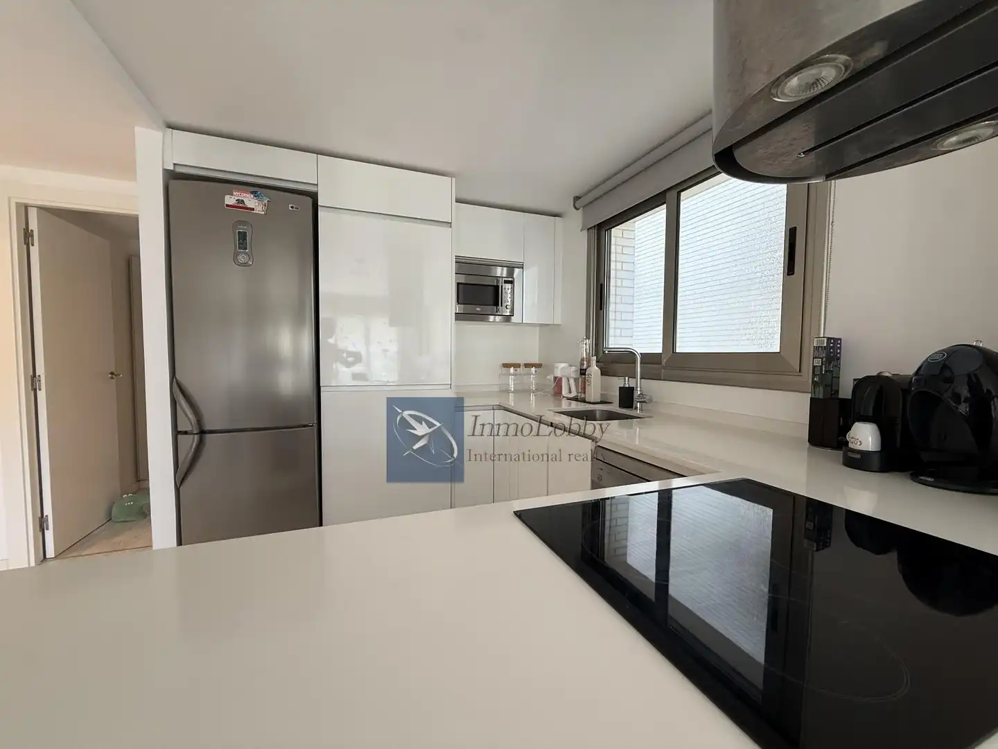 Cocina de Apartamento de alquiler en Castell d'Aro, Platja d'Aro i s'Agaró con Aire acondicionado, Calefacción y Terraza