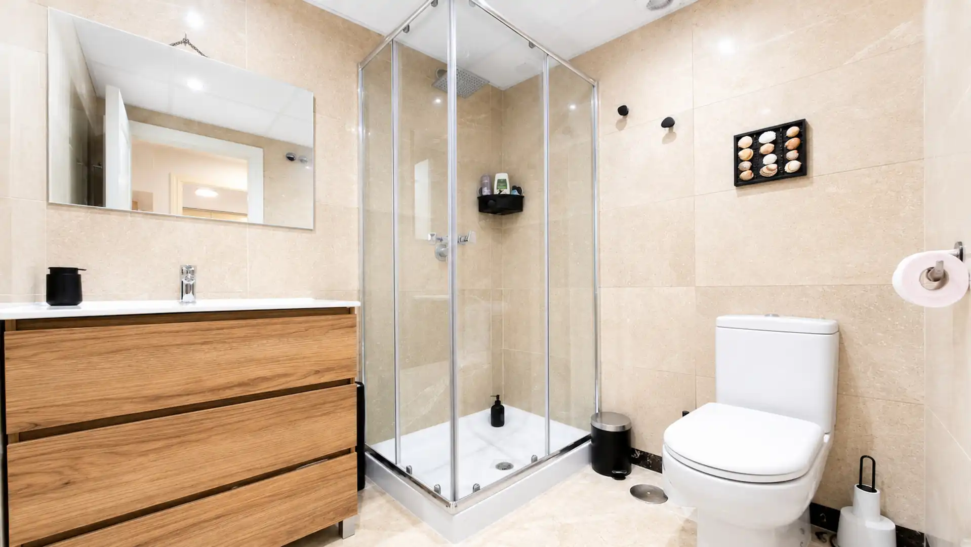 Baño de Planta baja en venta en Manilva con Aire acondicionado, Terraza y Trastero
