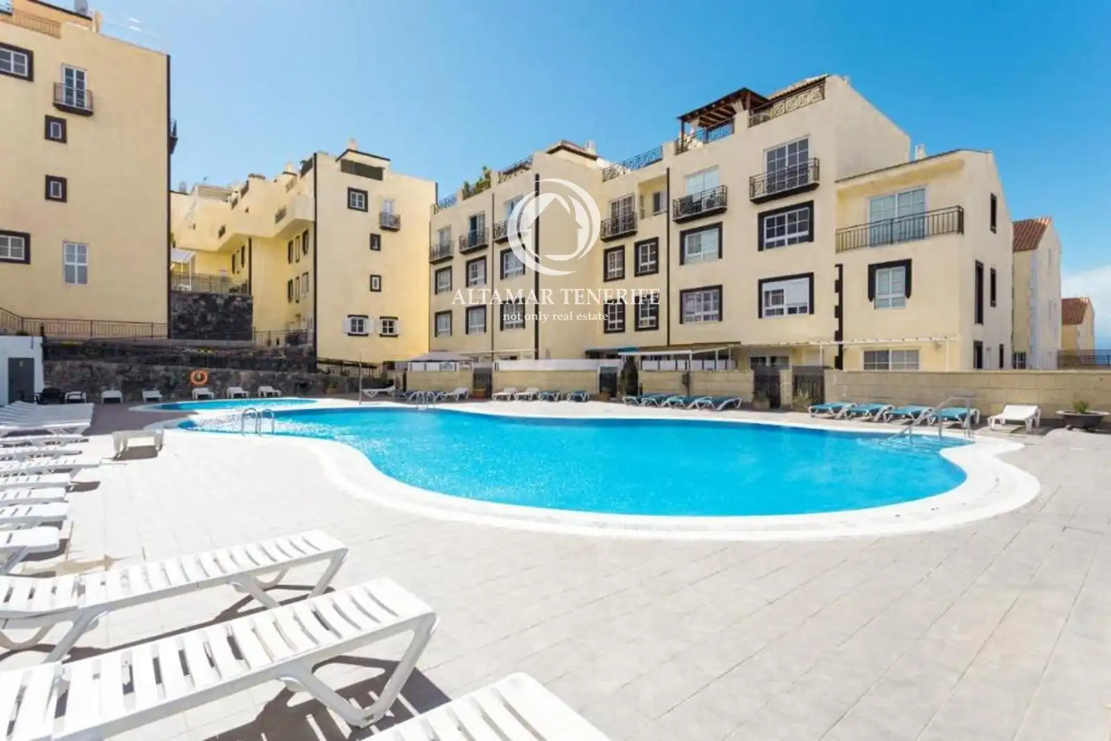 Appartement compact avec piscine à vendre à CALLE LA TOSCA, 5