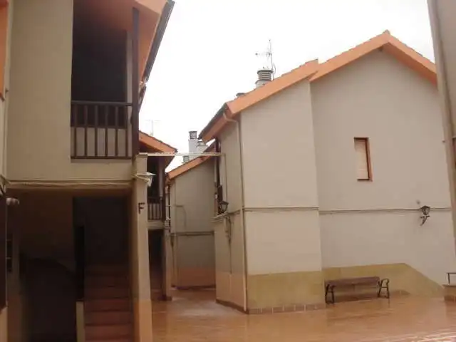 Vista exterior de Dúplex en venta en Casalarreina con Calefacción