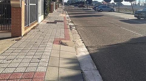 Foto 3 de Casa adosada en venda a Laguna de Duero, Valladolid