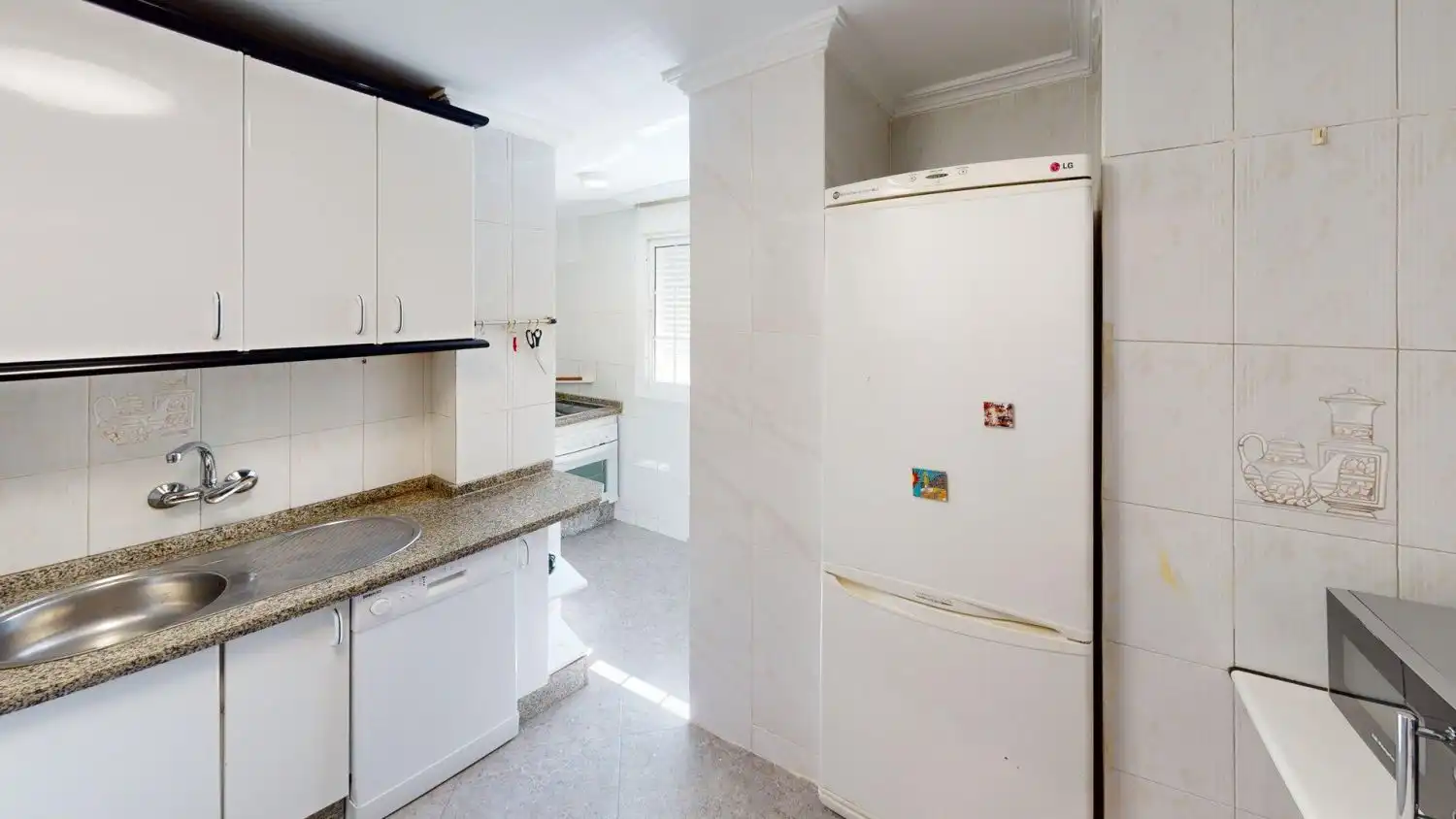 Küche von Wohnung zur Miete in Sevilla mit Klimaanlage und Heizung