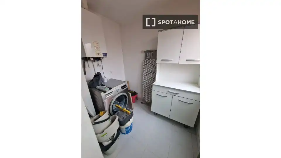 Kitchen of Apartments for share in Madrid  with Air Conditioner, Heating and Terrace