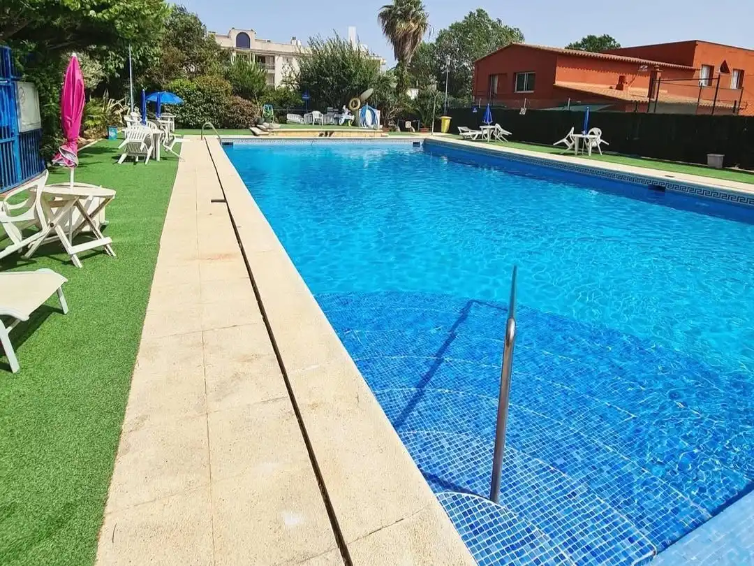 Piso con piscina en venta en TOSSES 2, imagen 2