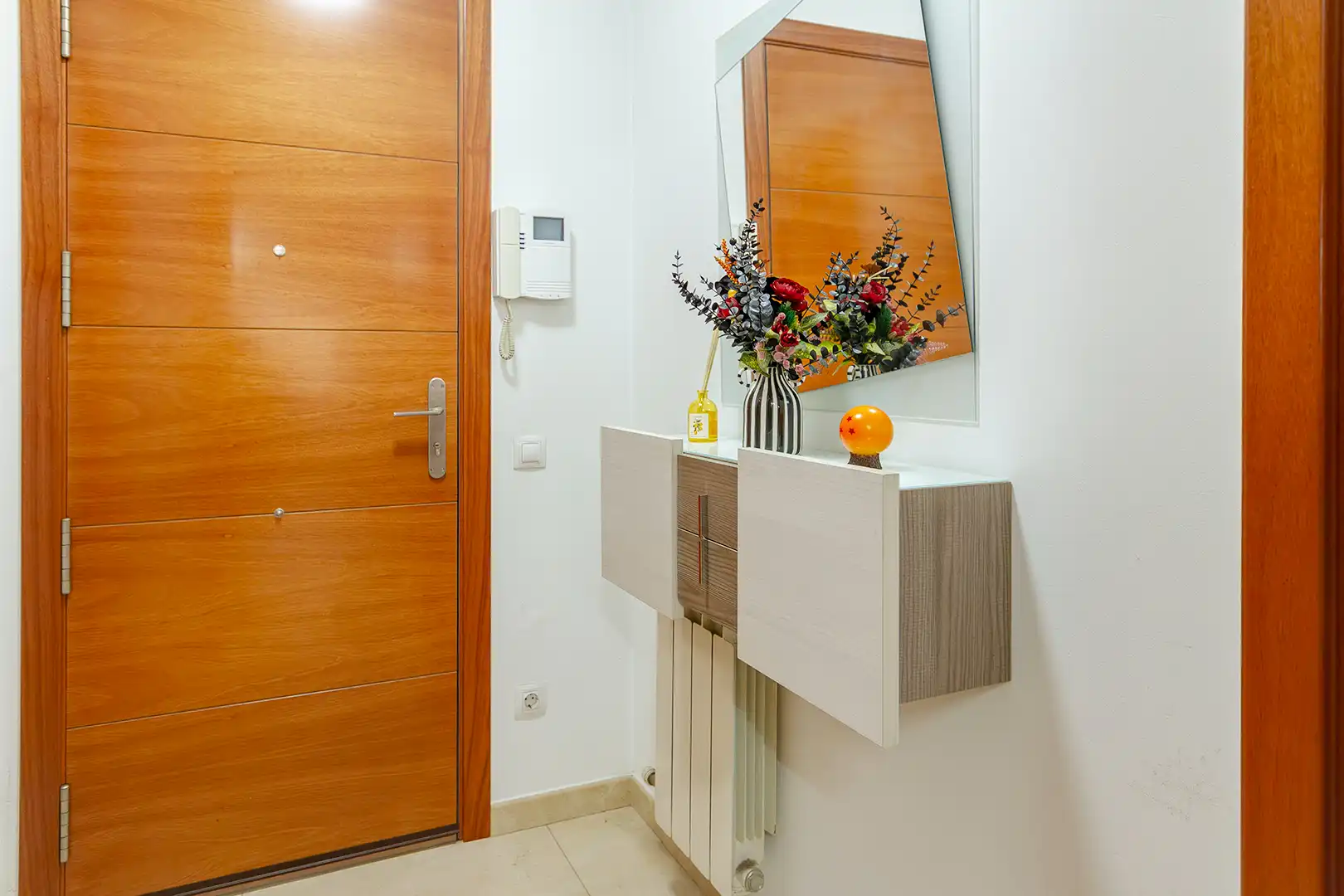 Flat for sale in Martorell  with Air Conditioner, Heating and Oven