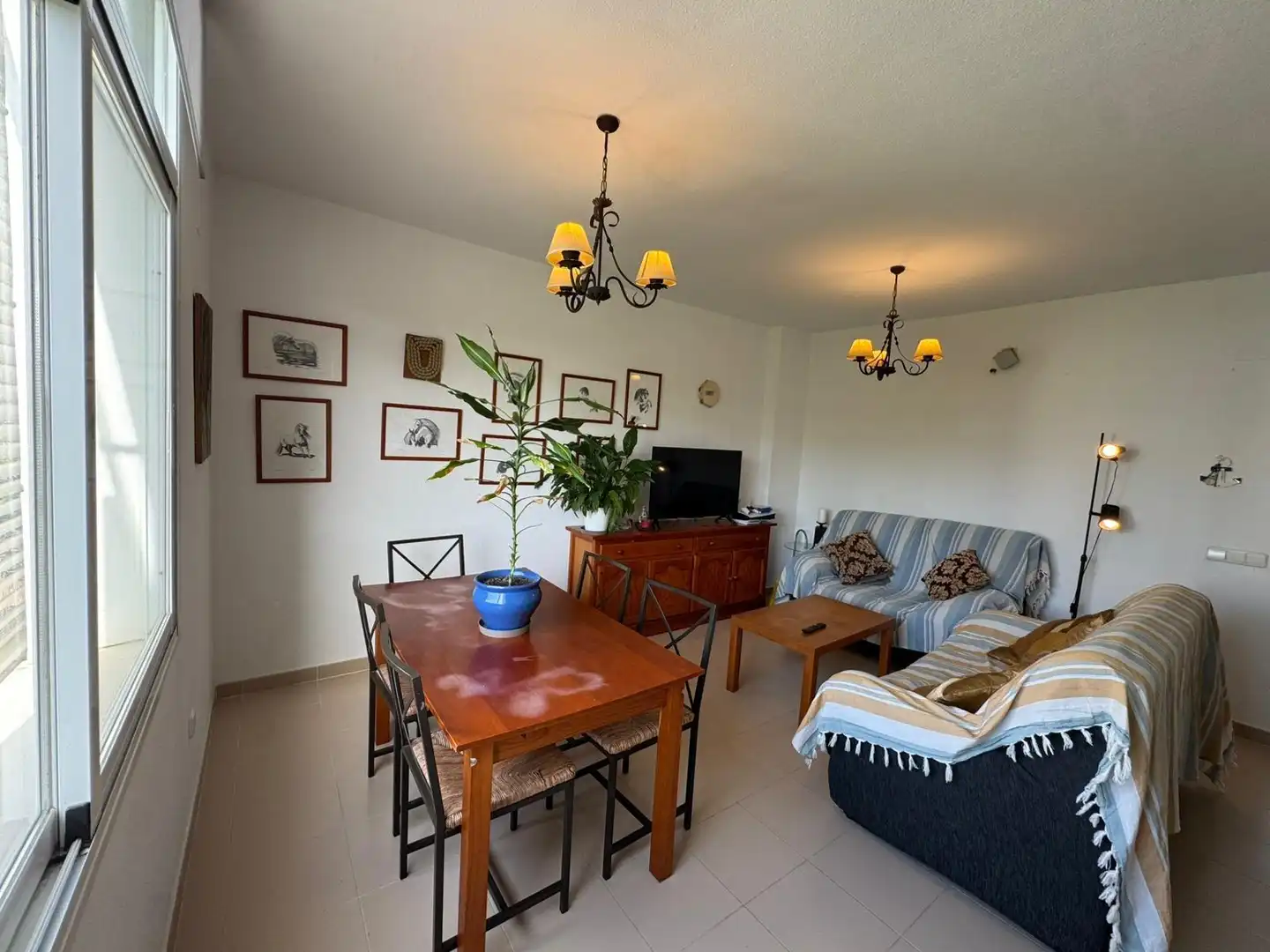 Living room of Apartments for sale in Rota