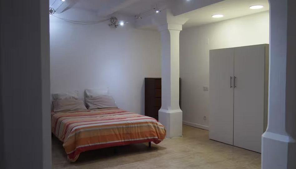 Photo 1 of Planta baja for sale in El Camp de l'Arpa del Clot, Barcelona