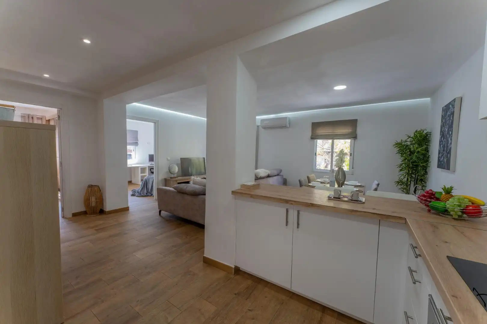 Cocina de Piso en venta en Elche / Elx con Aire acondicionado, Amueblado y Balcón