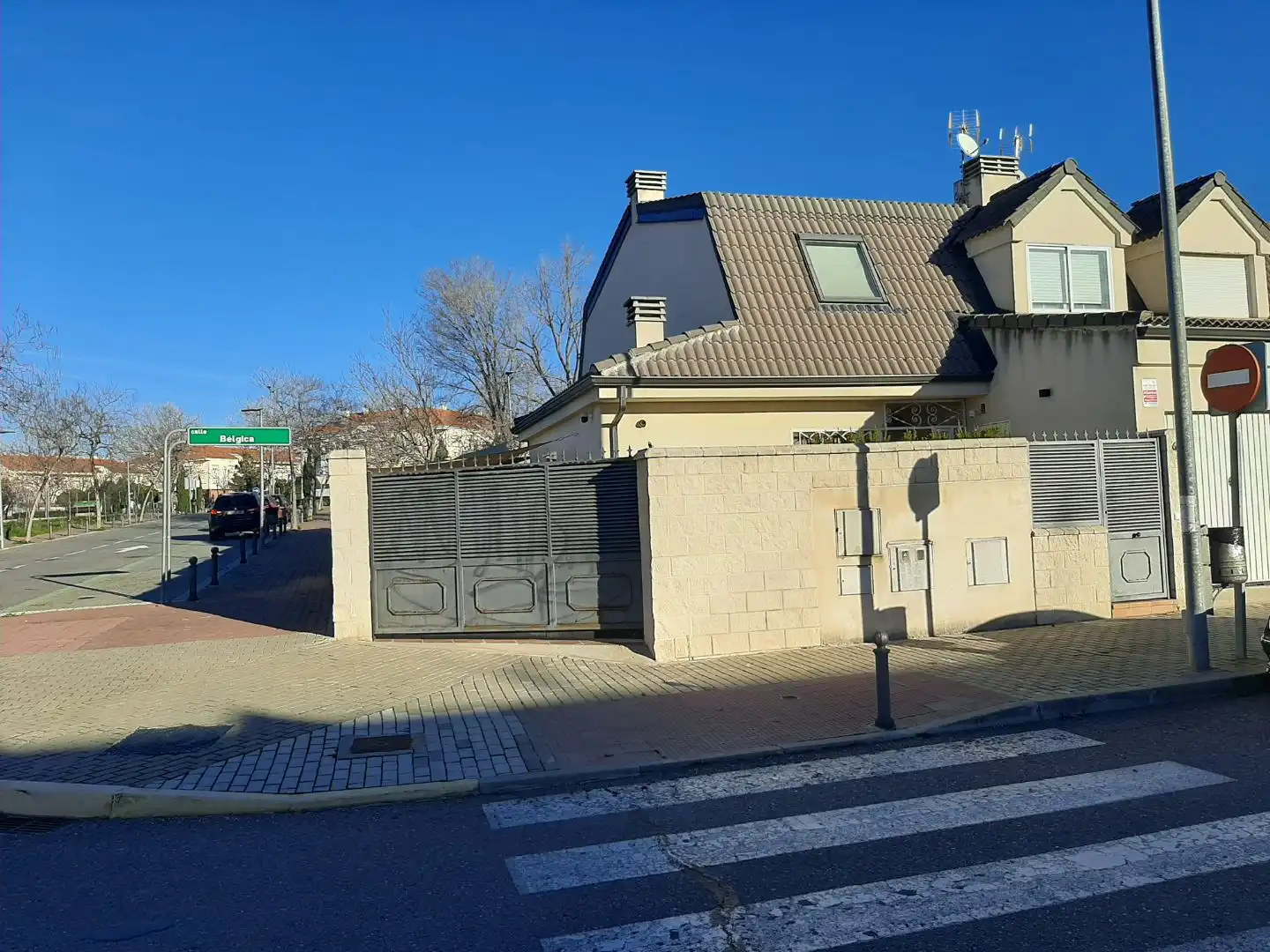 Xalet amb jardí en venda a Calle francia 15, imagen 4