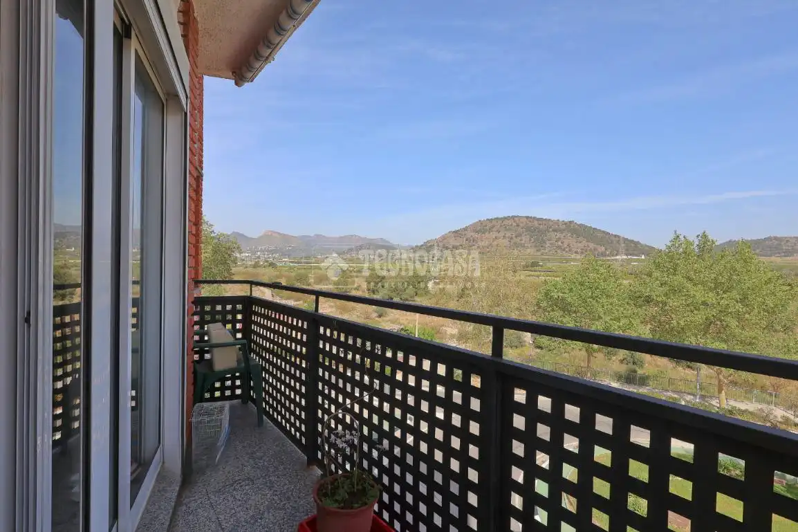 Schlafzimmer von Wohnung zum Verkauf in Sagunto / Sagunt mit Abstellraum und Balkon