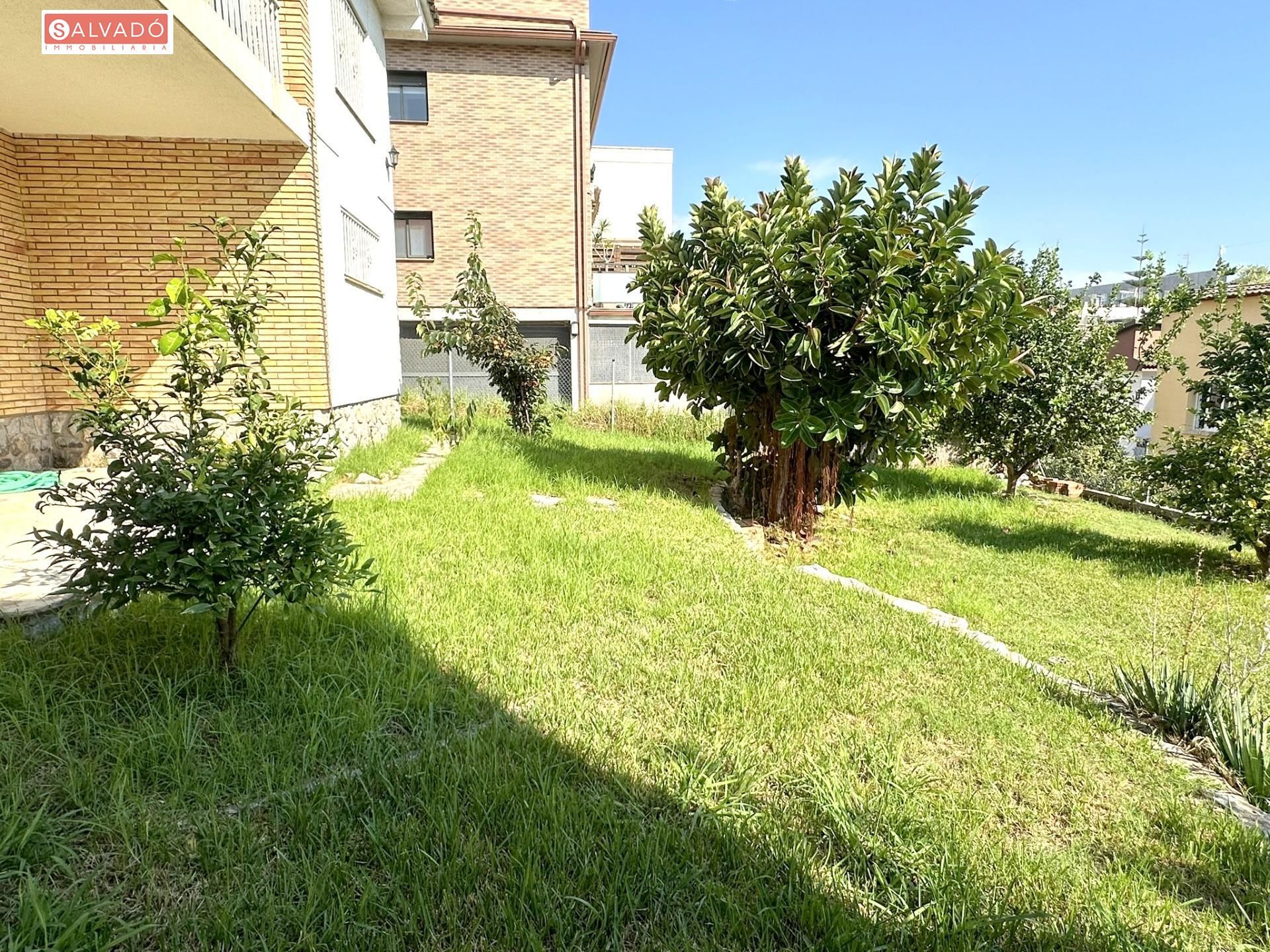 House or chalet for sale in Calafell  with Air Conditioner, Heating and Private garden