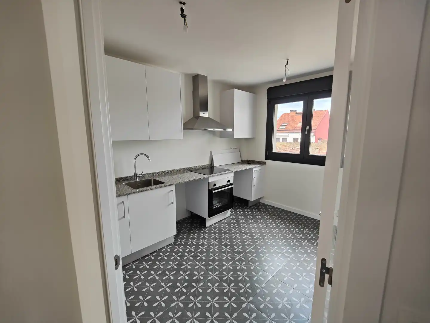 Cocina de Ático en venta en Gijón  con Calefacción, Parquet y Terraza