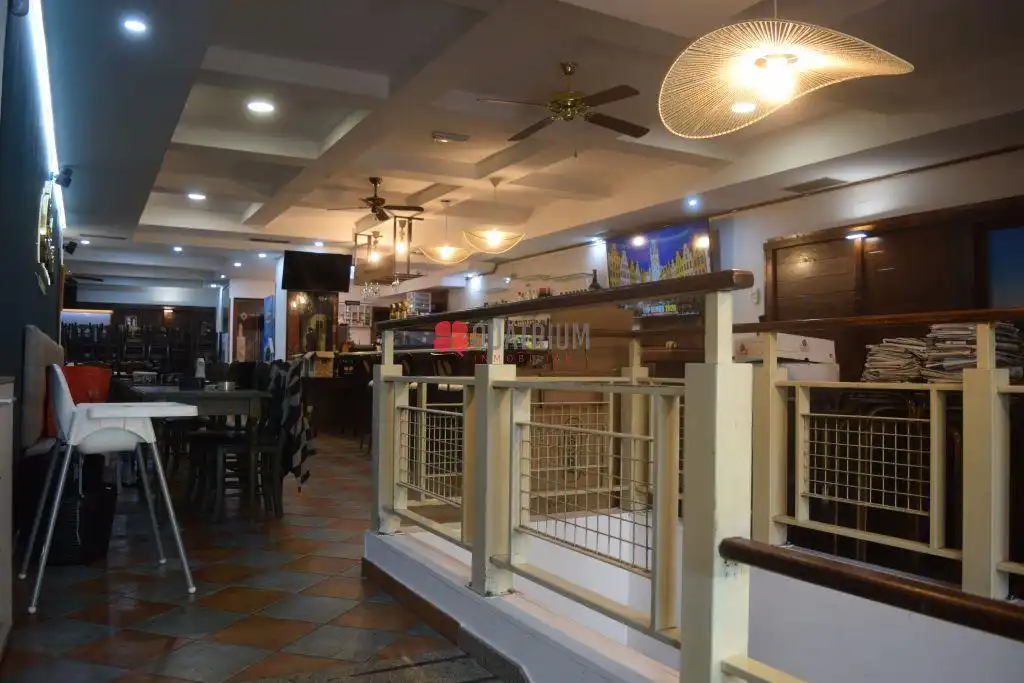 Local comercial de lloguer a Alfredo Brañas, imagen 9