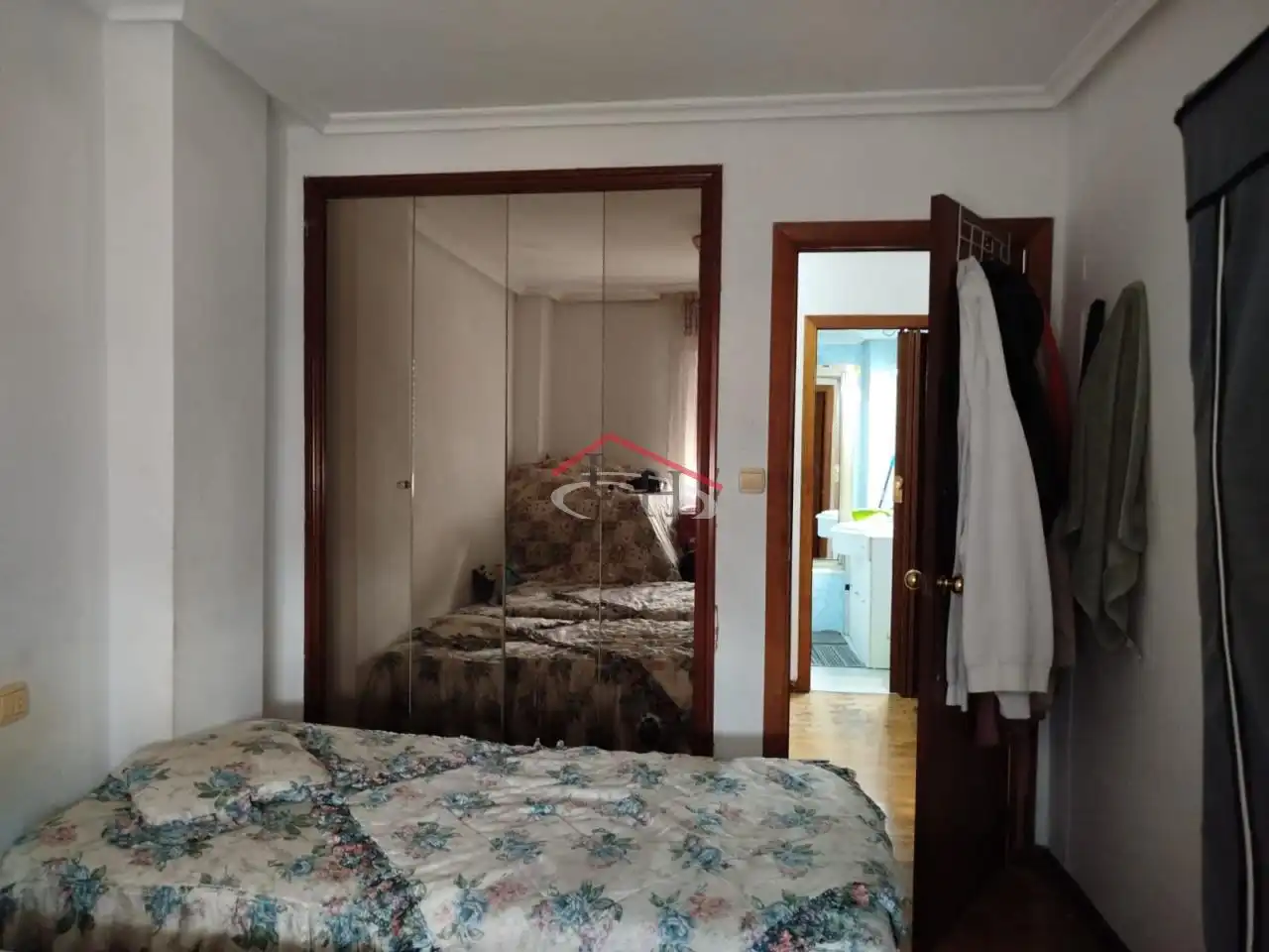Habitación de Piso en venta en León Capital  con Calefacción y Parquet