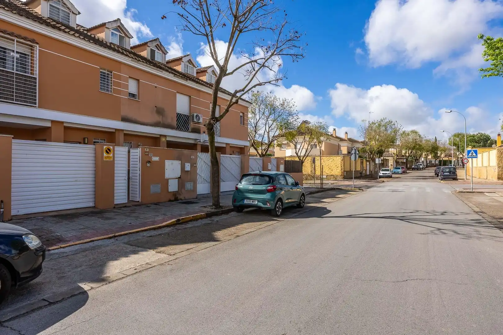 Adossat amb terrassa en venda a Calle del Azafrán, imagen 2