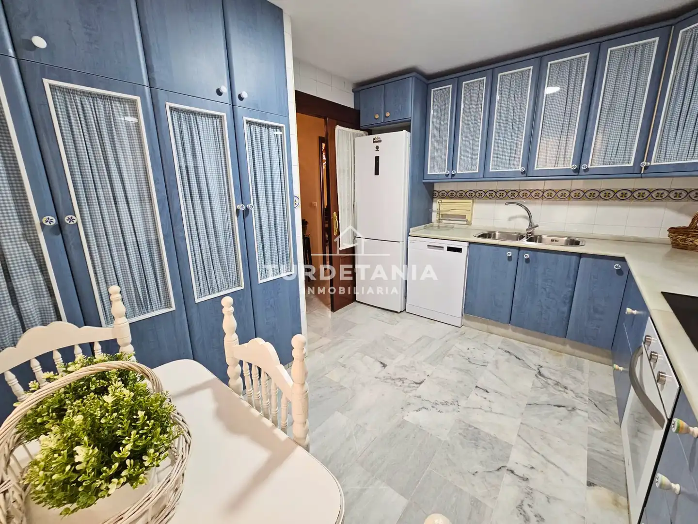 Kitchen of Ground floor for rent in Sanlúcar de Barrameda  with Furnished and Balcony