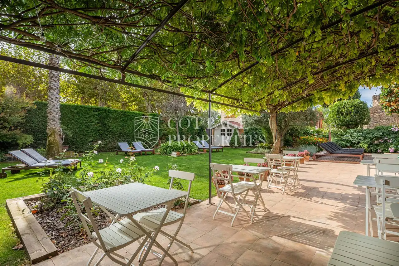 Terraza de Finca rústica en venta en Torroella de Fluvià con Aire acondicionado, Jardín privado y Terraza
