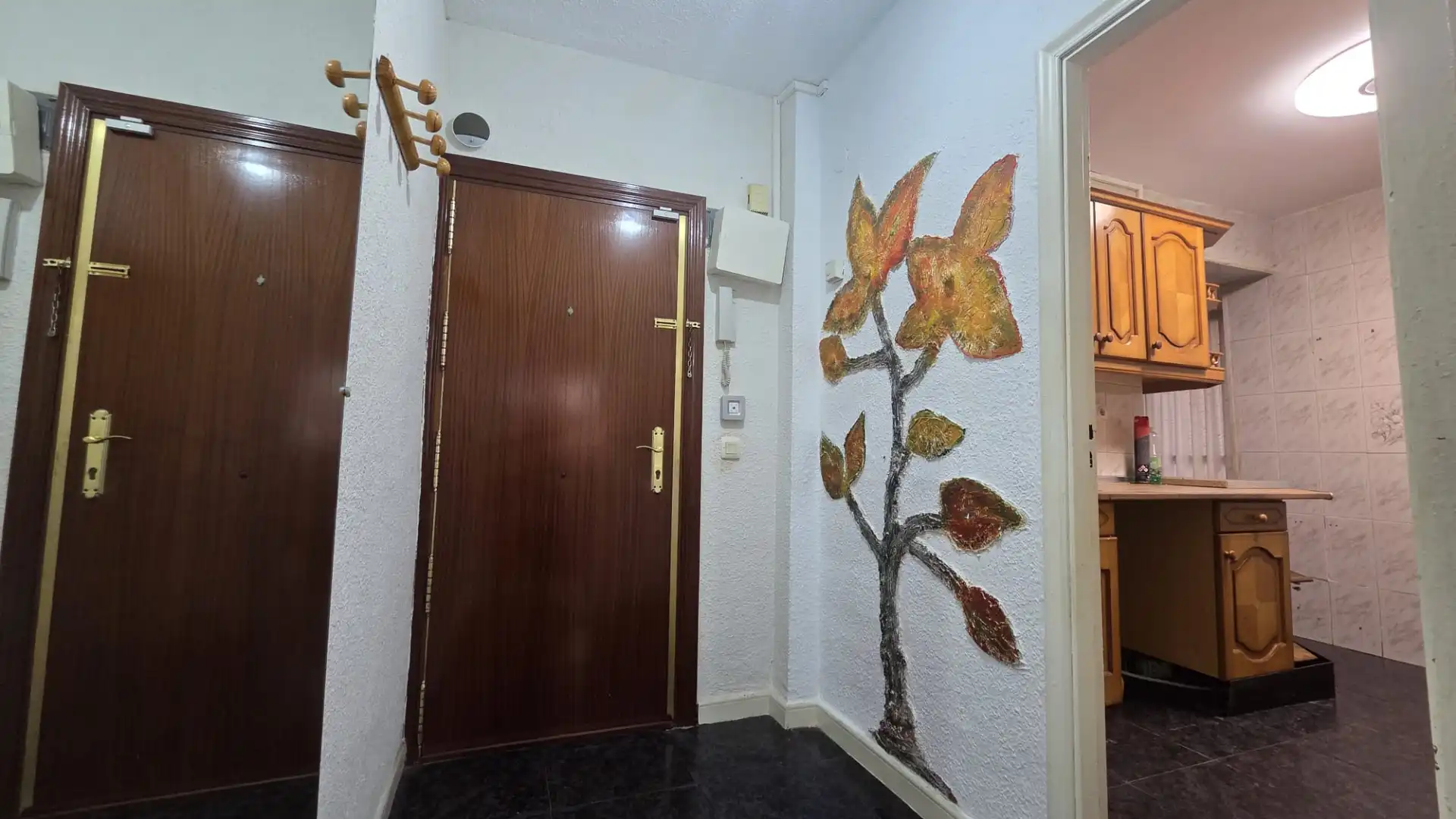 Piso en venta en Parla con Calefacción, Internet y Alarma