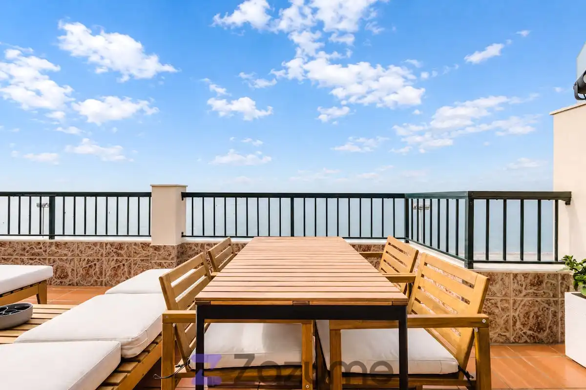 Terraza de Ático de alquiler en Vélez-Málaga con Aire acondicionado, Calefacción y Terraza