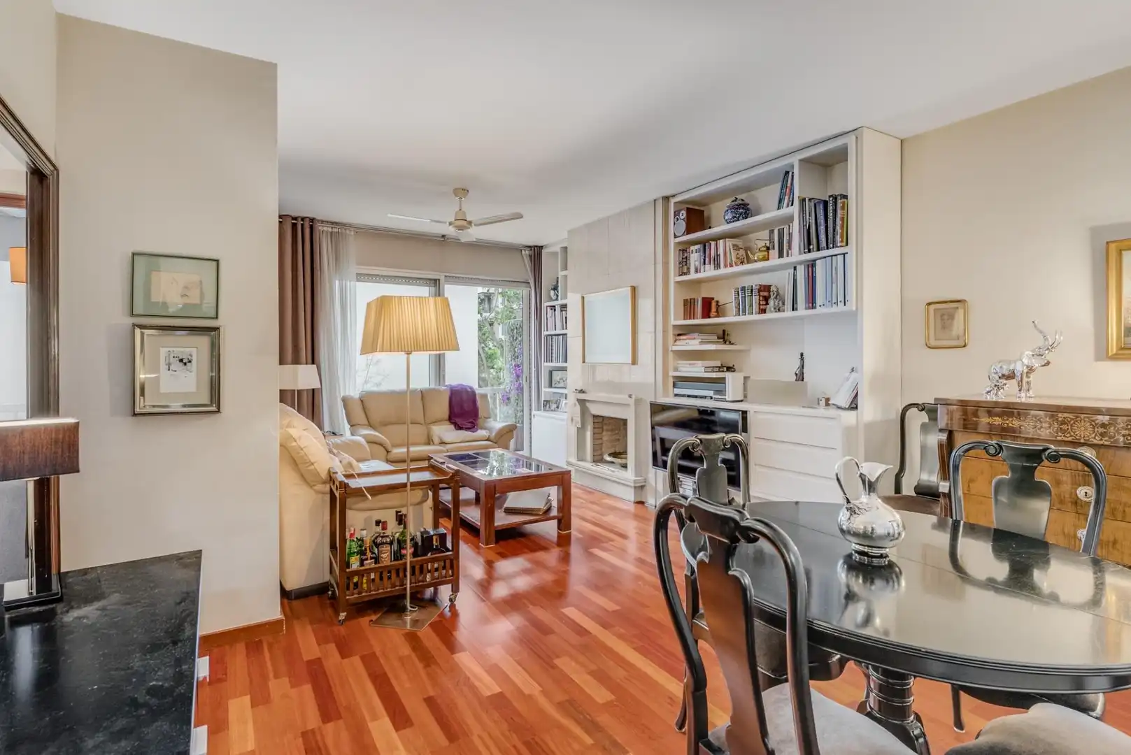 Sala de estar de Piso en venta en Barcelona con Aire acondicionado, Calefacción y Parquet