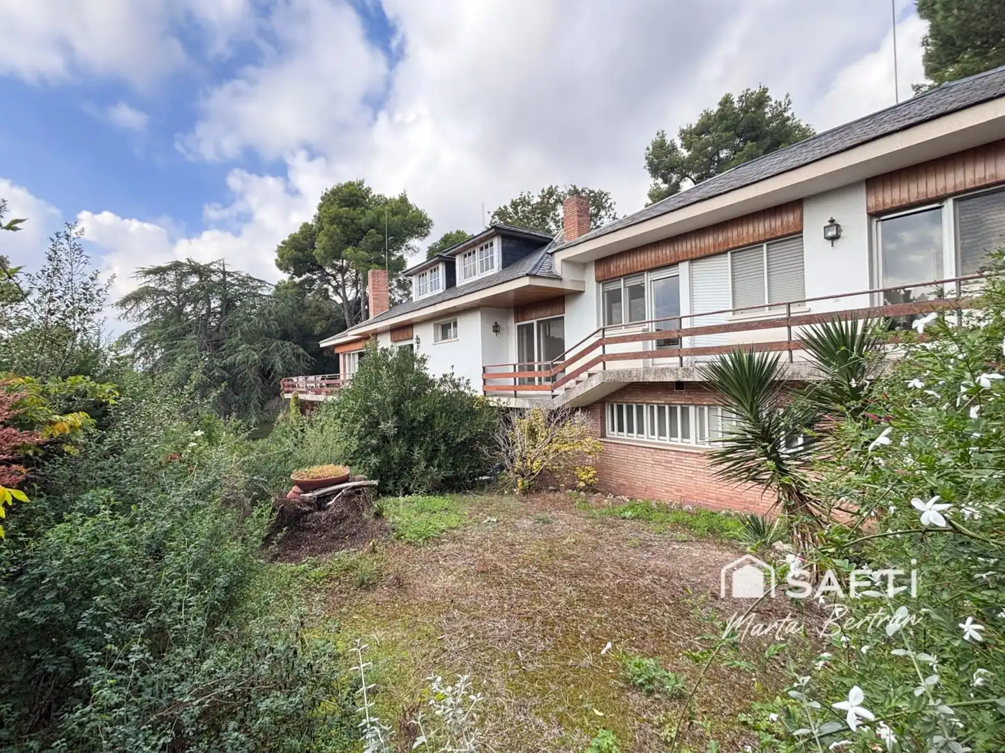 Vista exterior de Finca rústica en venta en Sant Feliu de Codines con Calefacción, Terraza y Piscina