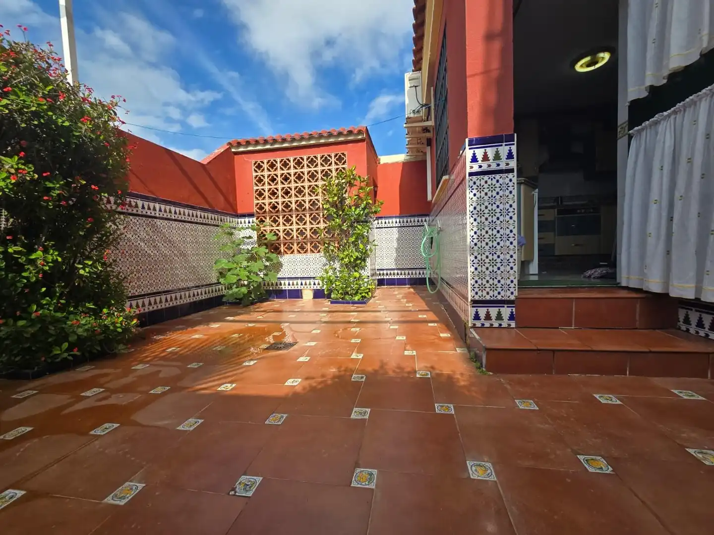 Terraza de Casa adosada en venta en Castilleja de la Cuesta con Aire acondicionado, Trastero y Balcón