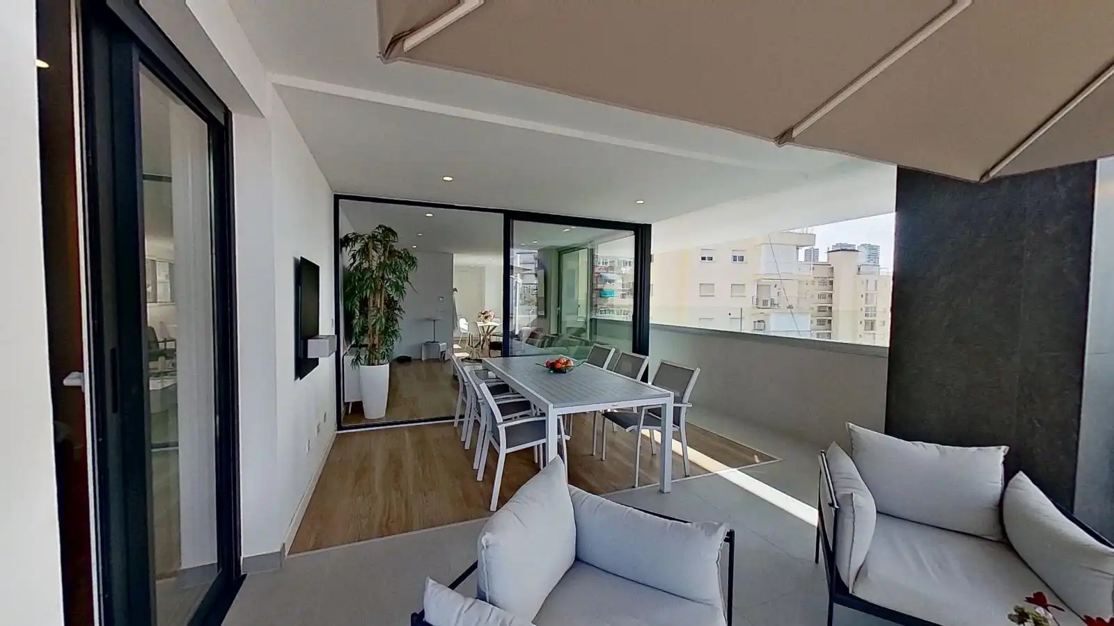 Piso con terraza en venta en Avenida del Mediterráneo, imagen 7