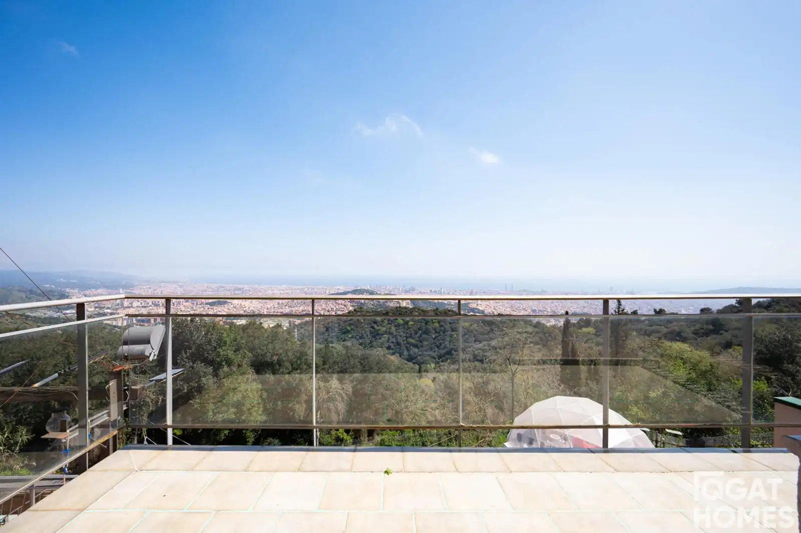 Terrassa de Casa o xalet en venda en Barcelona amb Aire condicionat, Calefacció i Jardí privat