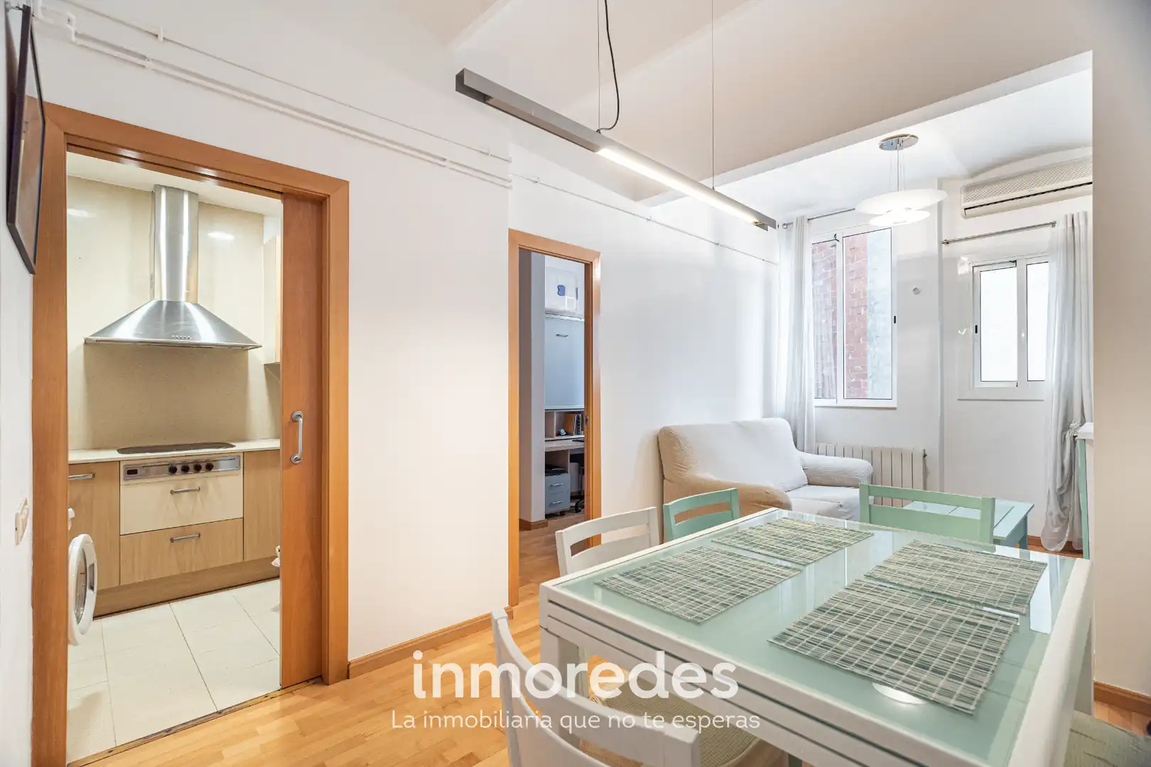 Vista exterior de Piso en venta en Barcelona con Aire acondicionado, Calefacción y Parquet