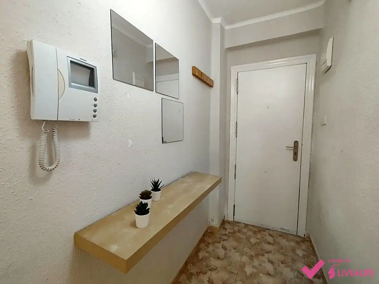 Flat for rent in De Cavite, La Malva-rosa