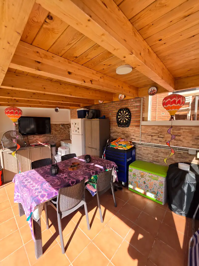 Reihenhaus mit Terrasse zum Verkauf in Carrer del Mas d'en Garrot, imagen 32