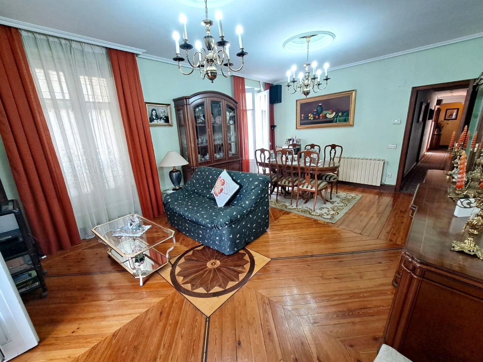 Sala d'estar de Pis en venda en Haro amb Calefacció, Moblat i Balcó