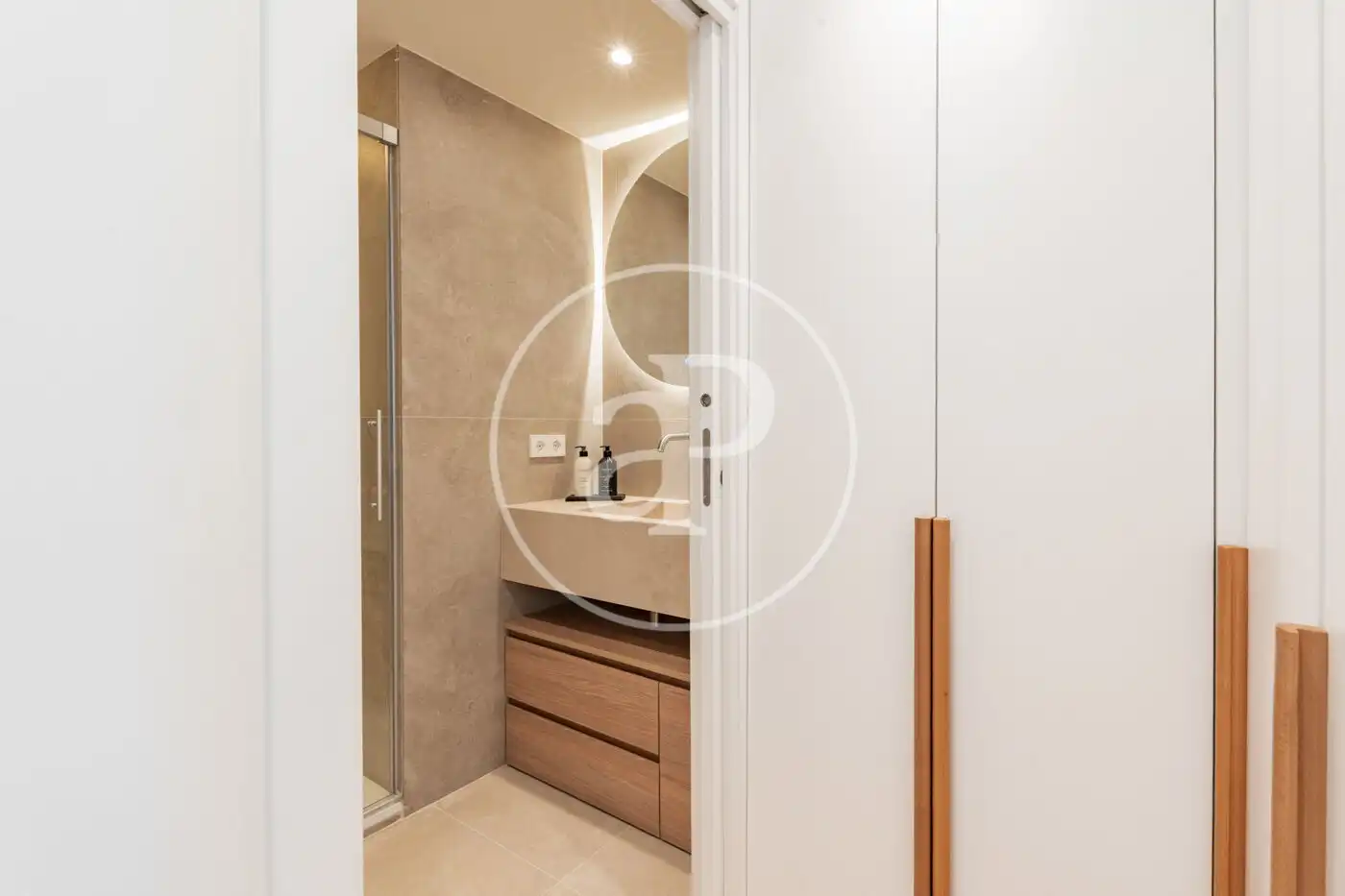 Baño de Piso en venta en Madrid con Aire acondicionado y Calefacción